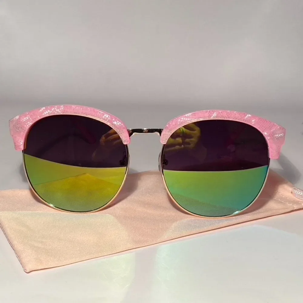 0633 Pink Plastic and Gold Metal Mirrored Green Lense Sunglasses New
